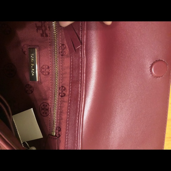 Tory Burch Alexa Clutch Quilted Shoulder Bag - Picture 6 of 7